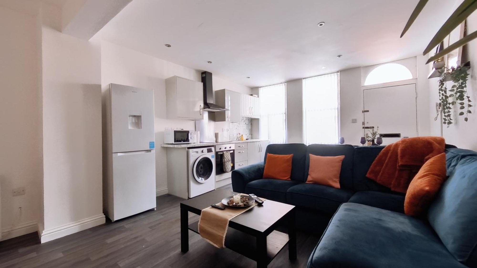 Group Bookings: Up To 30 Guests Across 5 Spacious Flats! Keyless Access Free Wifi & Parking Birmingham Exterior foto