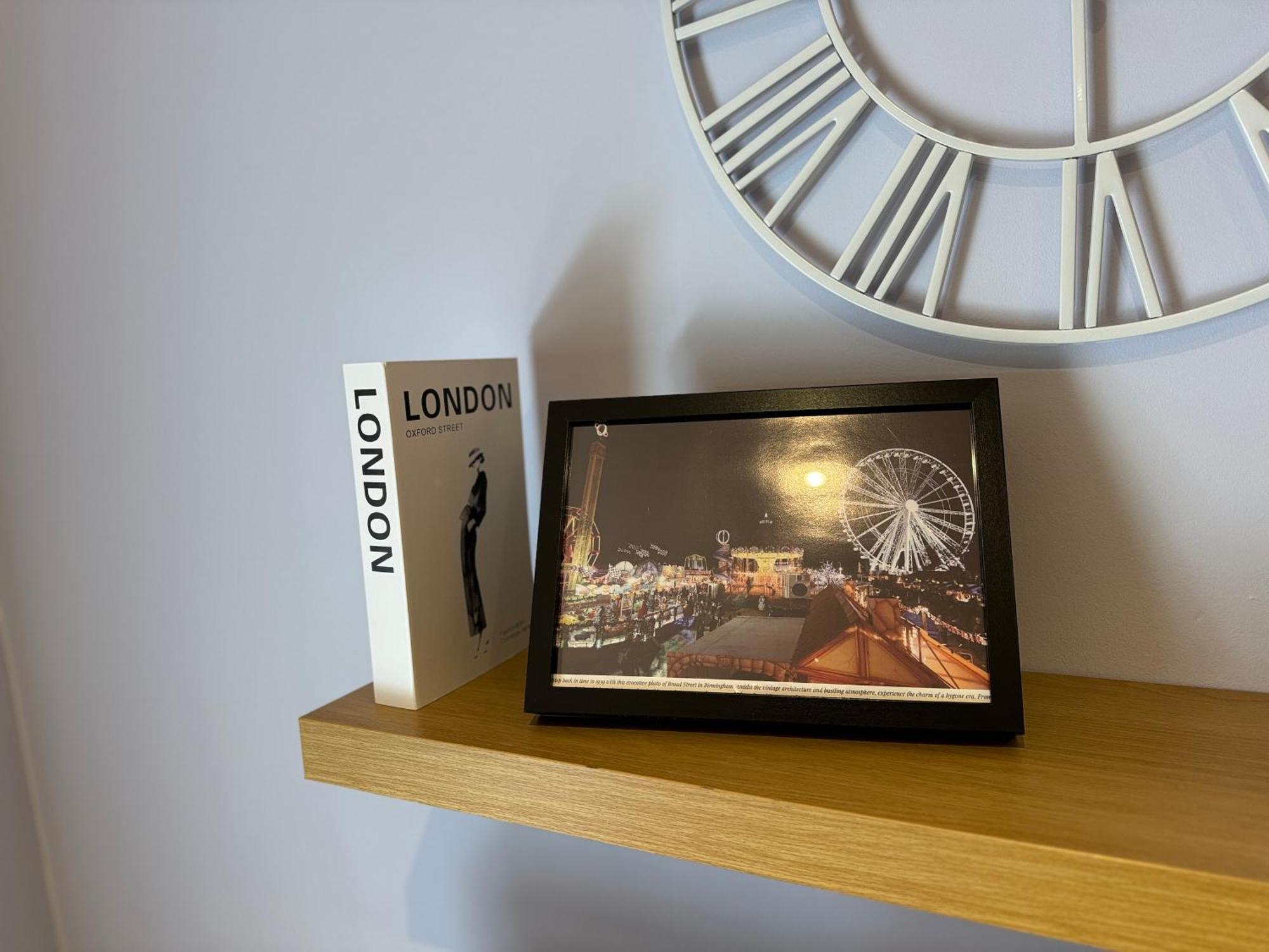 Group Bookings: Up To 30 Guests Across 5 Spacious Flats! Keyless Access Free Wifi & Parking Birmingham Exterior foto